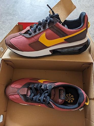 красный цвет: Мужские кроссовки, 40, Nike, Новый, цвет - Красный, Самовывоз — 2