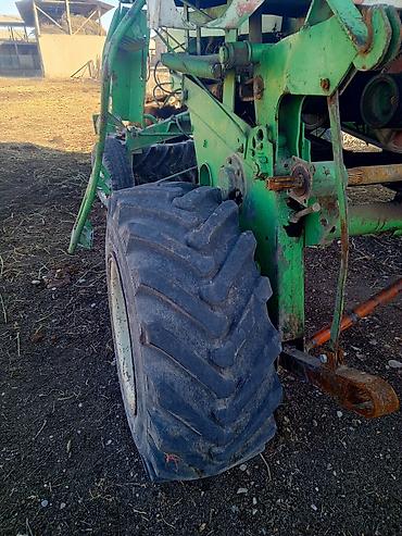 Кормоуборочные комбайны: Самоходный кормоуборочный комбайн с подборщиком и измельчающим — 9