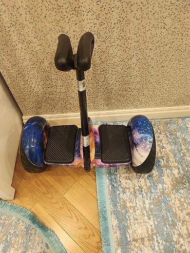Giroskuterlər: Öz-özünə balanslaşdırılan elektrikli hoverboard (tutacaqlı) - Dizayn — 4