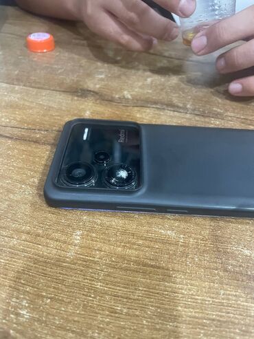 склад ноутбуков бишкек: Redmi, Redmi Note 13 Pro Plus, Б/у, 512 ГБ, цвет - Черный, 2 SIM, eSIM