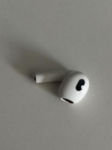 airpods: Беспроводные наушники-вкладыши, Apple, AirPods 3, Б/у — 2