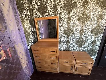 Туалетный столик/комод с зеркалом и модульными тумбами - Материал at lalafo.kg Туалетный столик/комод с зеркалом и модульными тумбами - Материал