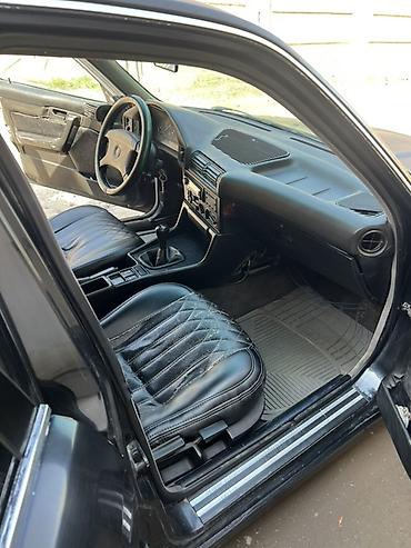 525: BMW 525: 1993 г., Механика, Бензин, Седан — 10