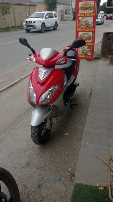 Mopedlər,skuterlər: - R9 Racing — 7