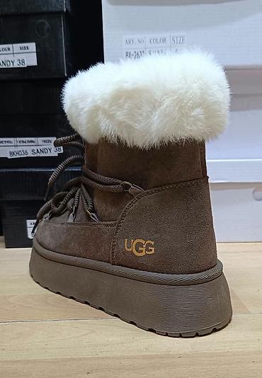 imac ženska obuća: 🍂 Ugg Nov Model Čupave🍂
🍂Dostupni brojevi 36-41
🍂Cena 3500 din — 3