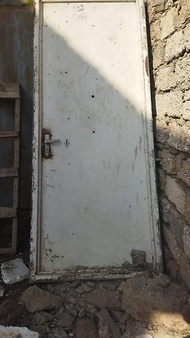qabilar: İşlənmiş Giriş qapısı 90x230 sm Çərçivə ilə, Ünvandan götürmə — 4