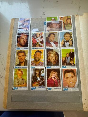 Kolleksiya kartları: Meshurlar ile retro kolleksiya kartlari daha coxu var