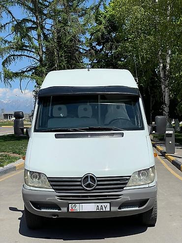 Другие детали салона: Mercedes-Benz Sprinter — пассажирский микроавтобус (салон) Описание — 17