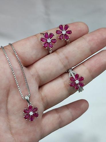 Серебряные наборы украшений: Серебро 925 пробы Размеры имеются Для заказа пишите на Ватсапп — 4