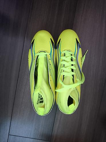 Butslar: Butslar Adidas, Ölçü: 39, Yeni — 2