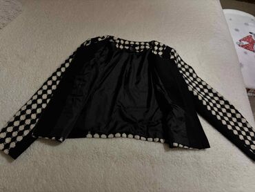 Sakoi: H&M, L, Viskoza — 8