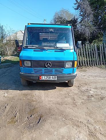 беларусь 952 2: Грузовик, Mercedes-Benz, Дубль, 3 т, Б/у — 1
