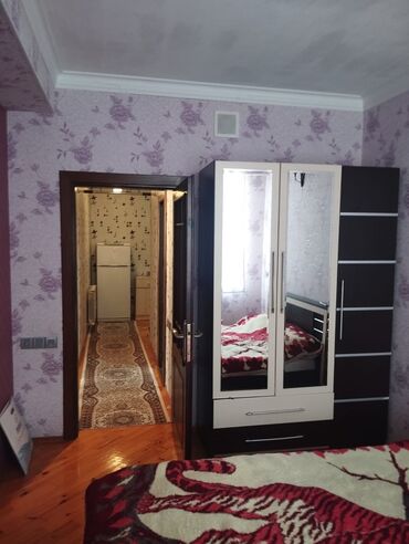 Uzunmüddətli kirayə mənzillər: 2 otaqlı mənzil – studiya tipli planlama - Geniş işıqlı zal və yemək — 10