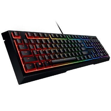 Klaviaturalar: Razer Ornata V2 seliqeli çox funksional, oyuna gore rengleri idare