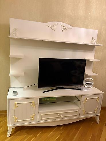 Tv stand satılır 140Azn. Unvan Savalan. -《《U.A E