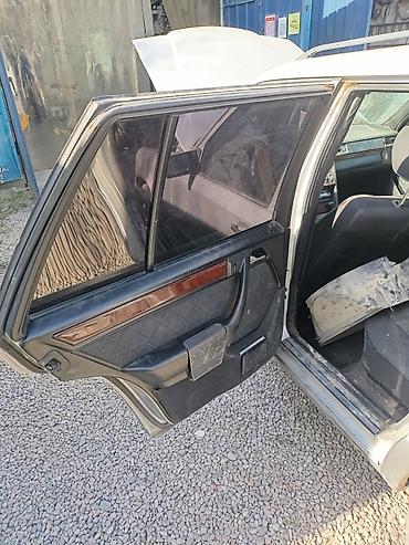 silk way: Mercedes-Benz 220: 1995 г., 2.2 л, Автомат, Бензин, Универсал — 8
