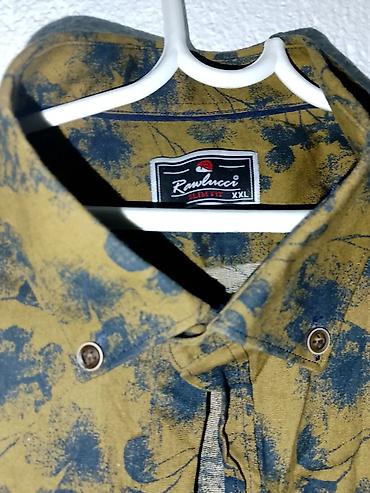 Košulje: Muške košulje – veličina L (2 komada) Svaka košulja po 800dinara 1) — 36