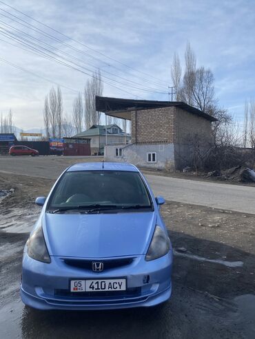 степ вагон машина: Honda Fit: 2002 г., 1.3 л, Вариатор, Бензин, Хэтчбэк