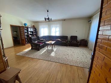 Продажа коттеджей и домов: 🏡 Продается 2-х этажный дом в престижном районе города Бишкек! — 3