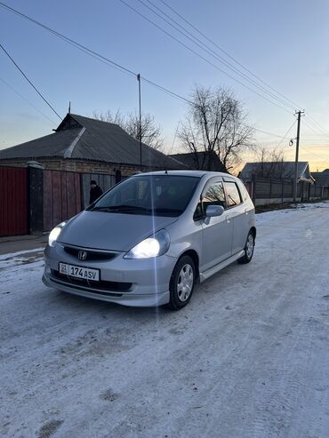 Honda: Honda Fit: 2003 г., 1.3 л, Вариатор, Бензин, Хэтчбэк