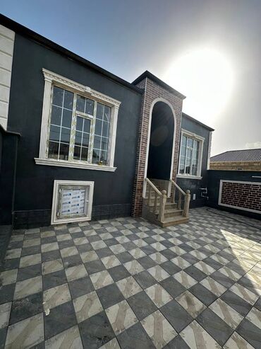 ehmedlide heyet evi: Masazır 3 otaqlı, 75 kv. m, Kredit var, Yeni təmirli