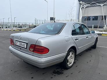 Mercedes-Benz: Mercedes-Benz E-Class: 1997 г., 3.2 л, Механика, Бензин, Седан — 2