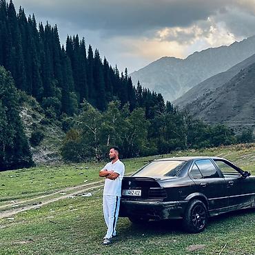 лак авто: BMW 3 series: 1992 г., Механика, Бензин, Седан — 3