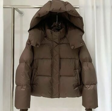 флиски найк бишкек: Пуховик, Короткая модель, Оверсайз, S, M, L at lalafo.kg флиски найк бишкек: Пуховик, Короткая модель, Оверсайз, S, M, L