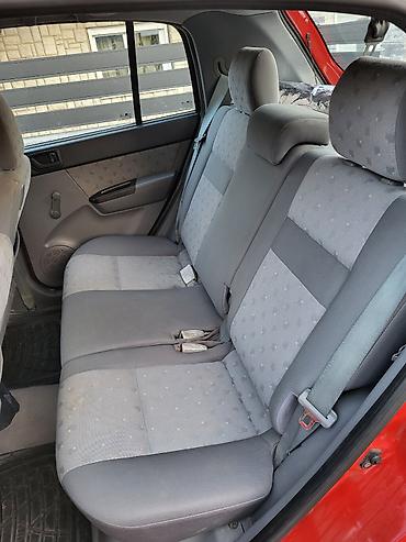 Hyundai: Hyundai Getz 1.4 2003. godište Kilometraža:202.000 km Gorivo:Benzin — 23