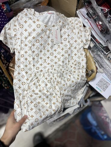 Пижамы: У вас только с длинными? Нет) У нас есть и пижамы с шортами на любой — 3