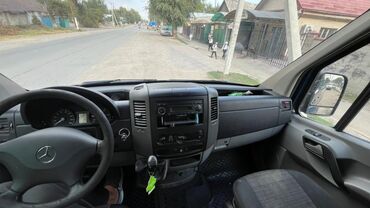 Mercedes-Benz: Mercedes-Benz Спринтер: 2010 г., 2.2 л, Механика, Дизель, Бус — 2