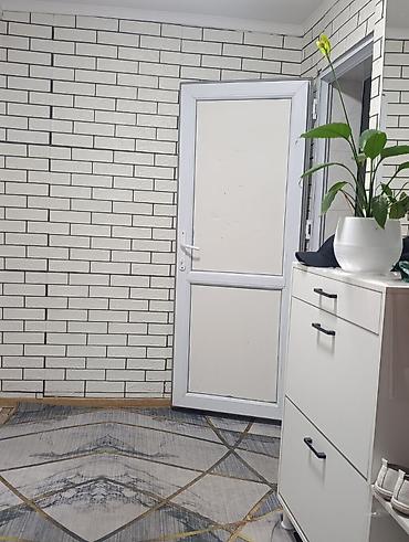 мин чынар: 🏡 Продаётся 4-комнатный частный дом 📍 Маевка 🏠 Площадь дома: 90 м² 🌳 — 10