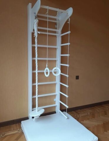 Uşaqlar üçün digər mallar: Yenidir İsveç divarı : hündürlüyü 230 sm, hərəkətli horizontal bar