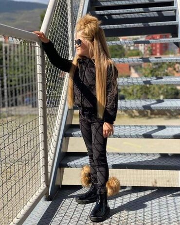 Kompleti: Toplo postavljene plišane trenerkice za devojčice u kompletu sa rajfom — 8