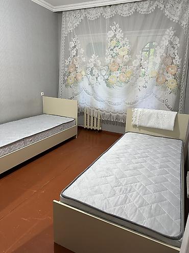 azadliq ev: Qızlar və tələbə xanımlar üçün universitetlər 18 saylı peşə liseyi — 3