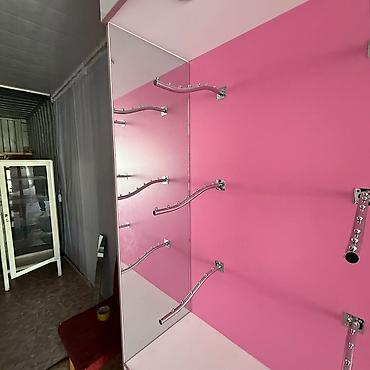 o store: Витрина Для одежды, С подсветкой, 250 см * 540480 см * 50 см, Б/у — 3