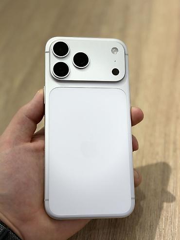 СРОЧНО !! IPhone 17 Pro Max 256 gb 98 akb в идеальном состоянии!!