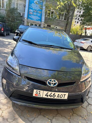 тойота ранекс: Toyota Prius: 2013 г., 1.8 л, Вариатор, Гибрид, Хэтчбэк