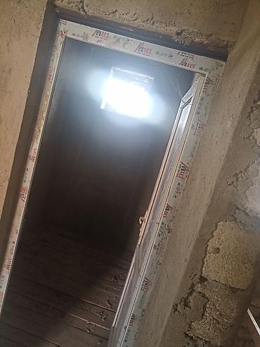Həyət evləri və villaların satışı: Satılır – həyət evi - Tikinti: daş divarlar, metal dam örtüyü, beton — 13