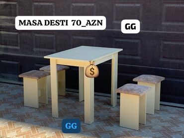 Yataq otağı dəstləri: Masa ve oturacaq rəng seçimi var