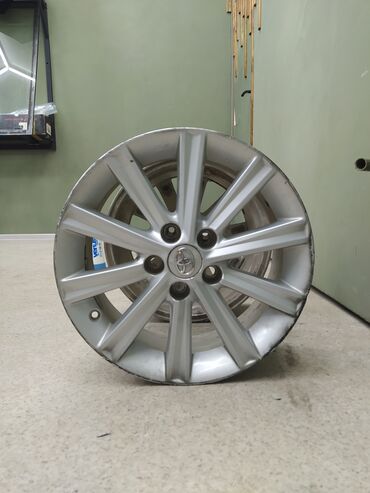 Диски: Литые Диски R 17 Toyota, Комплект, отверстий - 5, Б/у