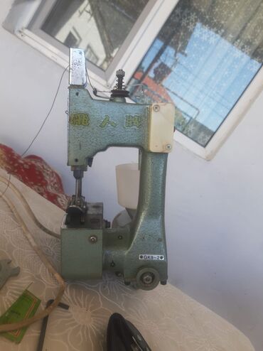 Tikiş maşınları: Tikiş maşını Çin, İşlənmiş,Elektromexaniki, 1 saplı, Ünvandan götürmə
