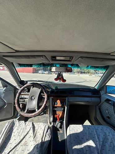 124 ешка: Mercedes-Benz W124: 1990 г., 2.3 л, Механика, Бензин, Седан — 6