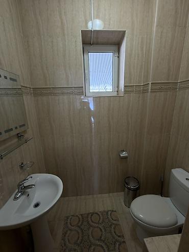 Продажа коттеджей и домов: 🏡 Продаётся дом - 600 м2 ⛳️ Участок - 10 соток 📍Локация: с. Кок-Жар — 7