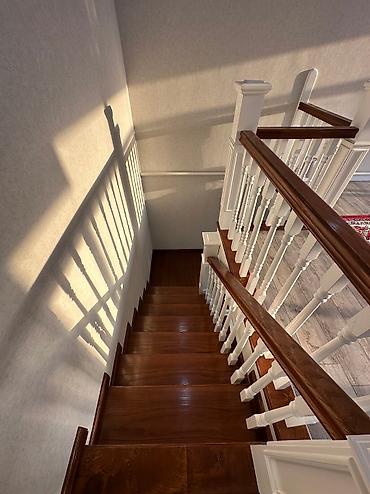 Продажа коттеджей и домов: 7 комнат, 180 м², 4 соток, Бишкек, Ак-Ордо 2 ж/м Риэлтор — 18