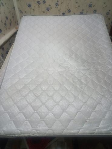 Matraslar: Olcu eni 1.60×uzunluqu 2 metre - Ölçü: ikinəfərlik (şəkillərdə — 3