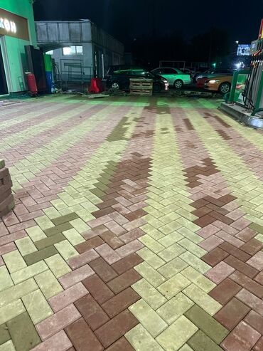 Евробрусчатка: Брусчатка 
Брусчатка 
Брусчатки 
Брусчатки — 2