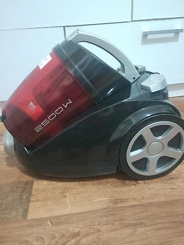 Klasični usisivači: Usisivac DIRT DEVIL je potpuno ispravan, u odlicnom stanju sa sitnim — 2