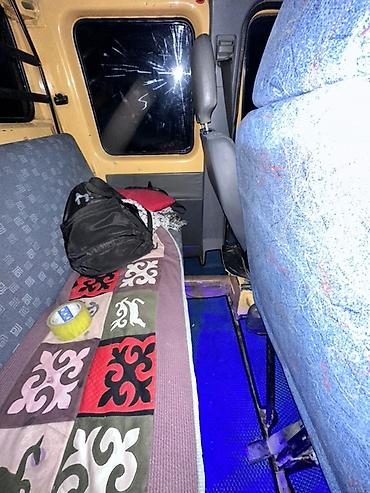 Двухрядный бортовой грузовик (кабина на 7 мест) Спринтер 2.2 СДИ