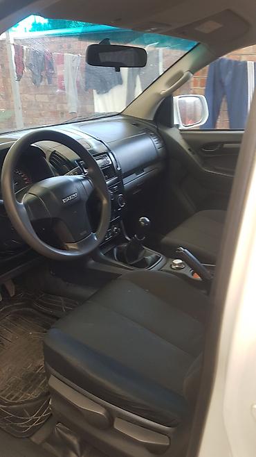 Транспорт: Isuzu D-Max: 2019 г., Пикап — 5